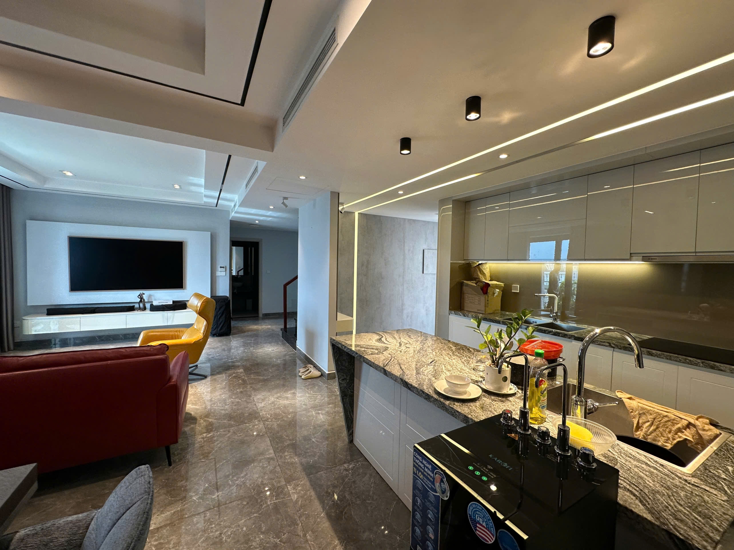 Bán Penthouse Cảnh Viên 1, DT 199,3m², 3PN, 2WC, Full Nội Thất cao cấp - Ảnh 3